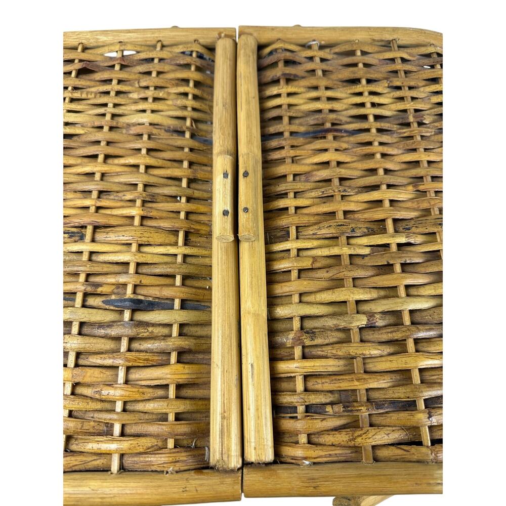 Wicker Vintage Picnic Basket Lined with Double Handles - Picture 12 of 14